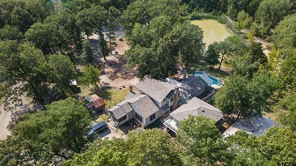 25 Acres of Recreational Land with Home for Sale in Athens, Texas