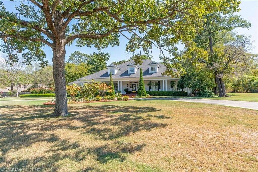 1.53 Acres of Land with Home for Sale in Fort Smith, Arkansas