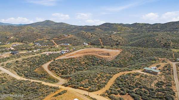 5 Acres of Residential Land for Sale in Dewey-Humboldt, Arizona