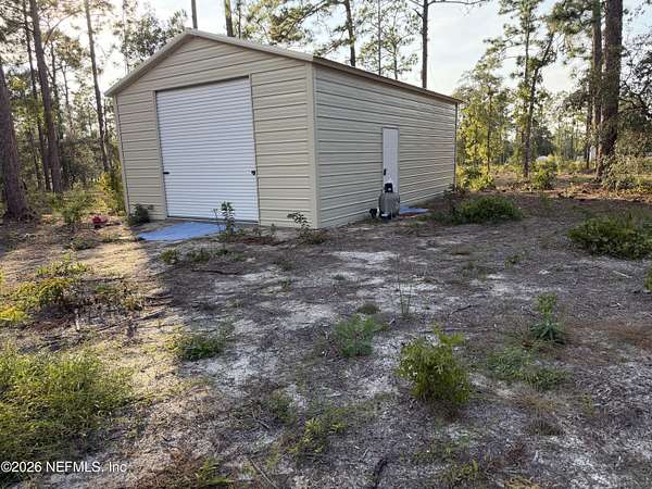 5 Acres of Land for Sale in Hawthorne, Florida