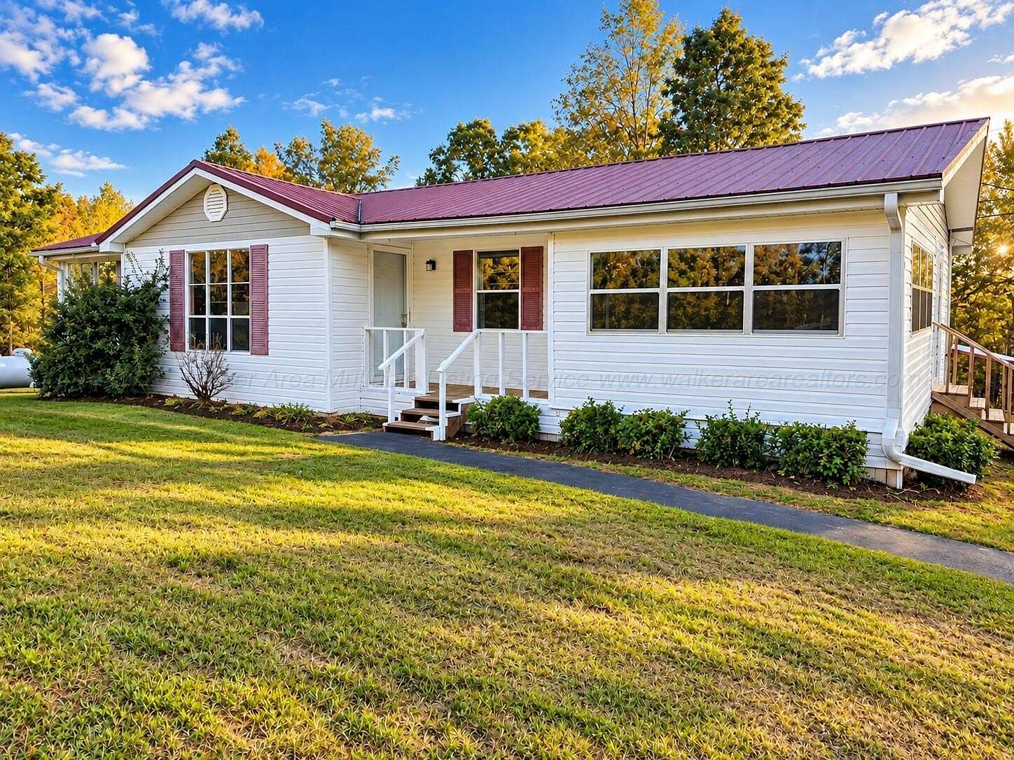 4 Acres of Land with Home for Sale in Haleyville, Alabama