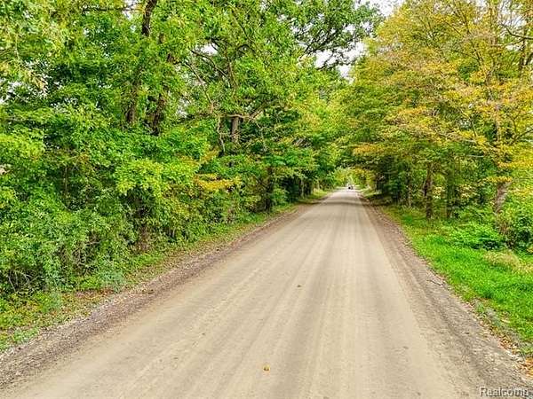 2.5 Acres of Residential Land for Sale in Howell, Michigan