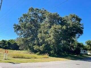0.33 Acres of Land for Sale in High Springs, Florida