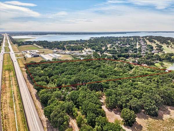 9.28 Acres of Mixed-Use Land for Sale in Mabank, Texas