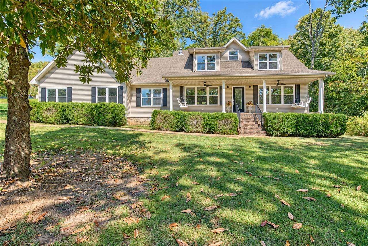 2.36 Acres of Land with Home for Sale in Russellville, Kentucky