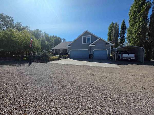 4.3 Acres of Land with Home for Sale in Mountain Home, Idaho