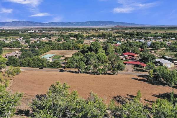 6.23 Acres of Residential Land for Sale in Los Lunas, New Mexico
