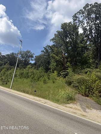 2.3 Acres of Commercial Land for Sale in Knoxville, Tennessee