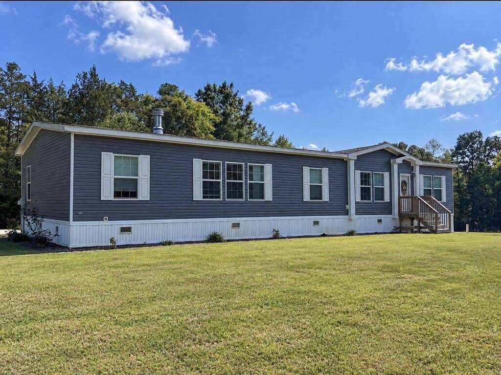 2.52 Acres of Land with Home for Sale in Scottsburg, Virginia
