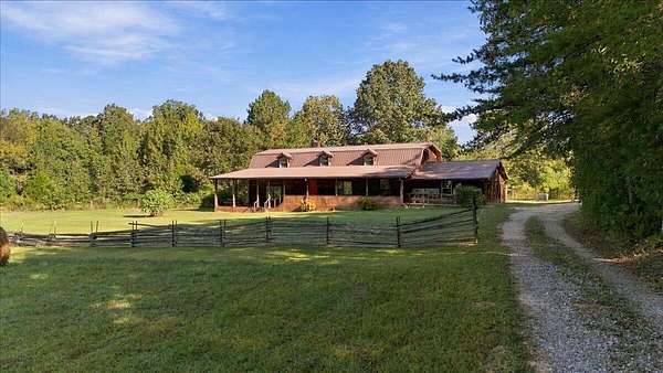 40.5 Acres of Land with Home for Sale in Summerville, Georgia