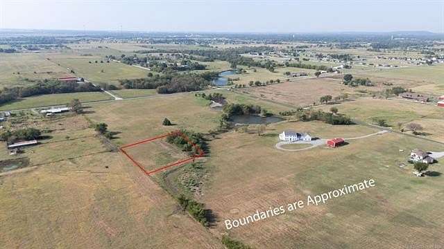 0.83 Acres of Residential Land for Sale in Pryor, Oklahoma