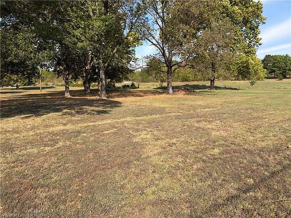 20.1 Acres of Land for Auction in Hackett, Arkansas