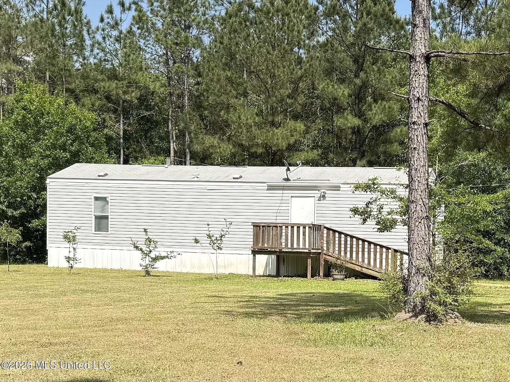19 Acres of Land with Home for Sale in Kiln, Mississippi