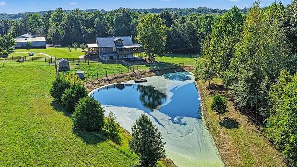 63 Acres of Land with Home for Sale in Cadiz, Kentucky