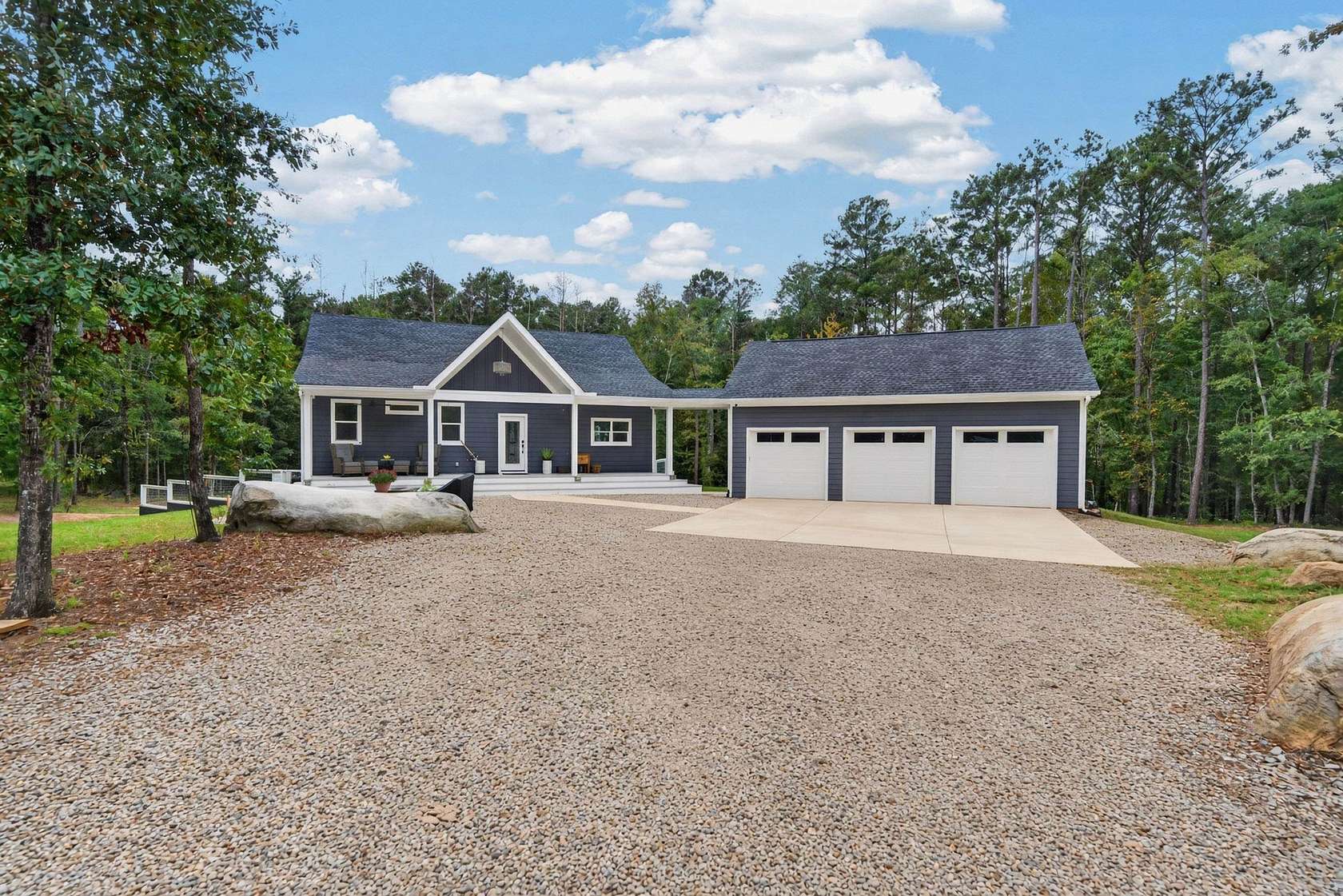 3 Acres of Land with Home for Sale in White Plains, Georgia