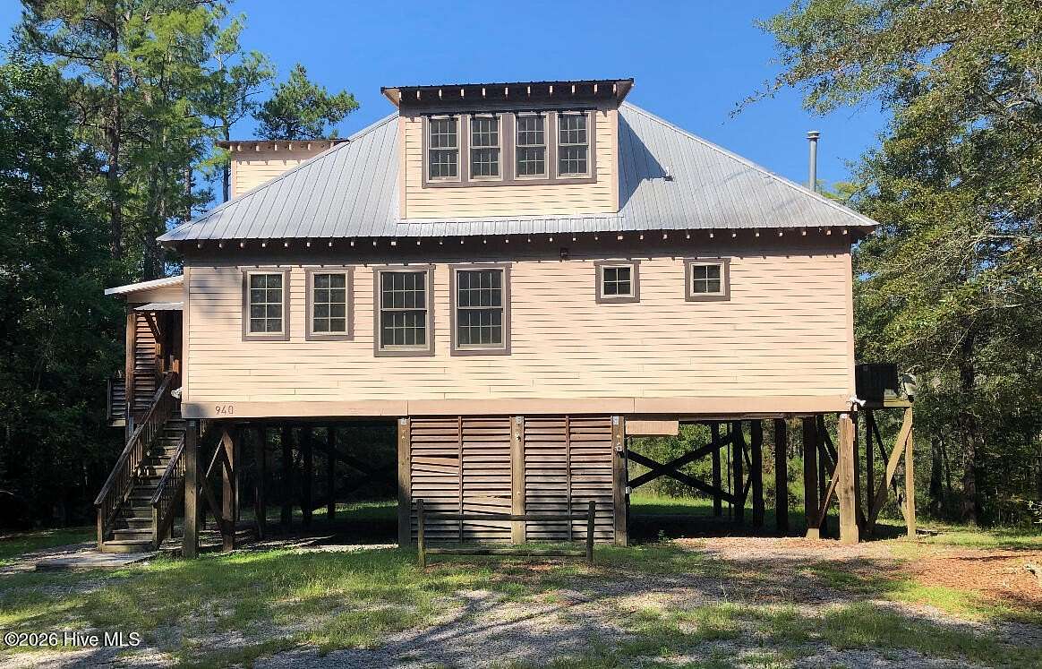 6 Acres of Land with Home for Sale in Currie, North Carolina