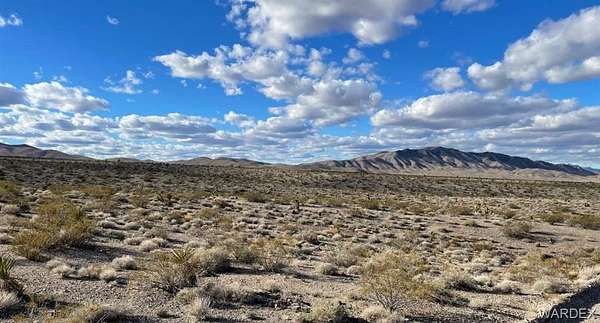 6 Acres of Residential Land for Sale in Meadview, Arizona