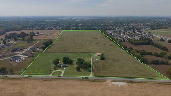 52 Acres of Land for Sale in Hopkinsville, Kentucky