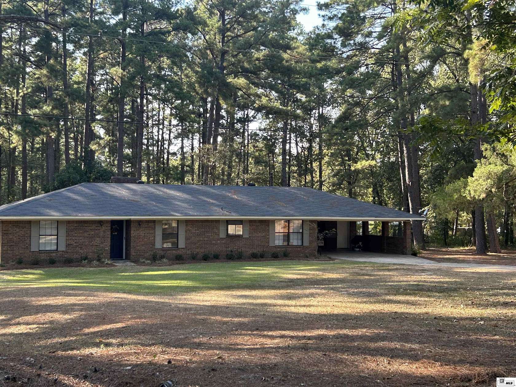 3.5 Acres of Land with Home for Sale in Jonesboro, Louisiana