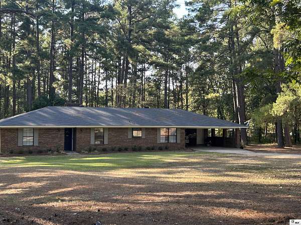 3.5 Acres of Land with Home for Sale in Jonesboro, Louisiana