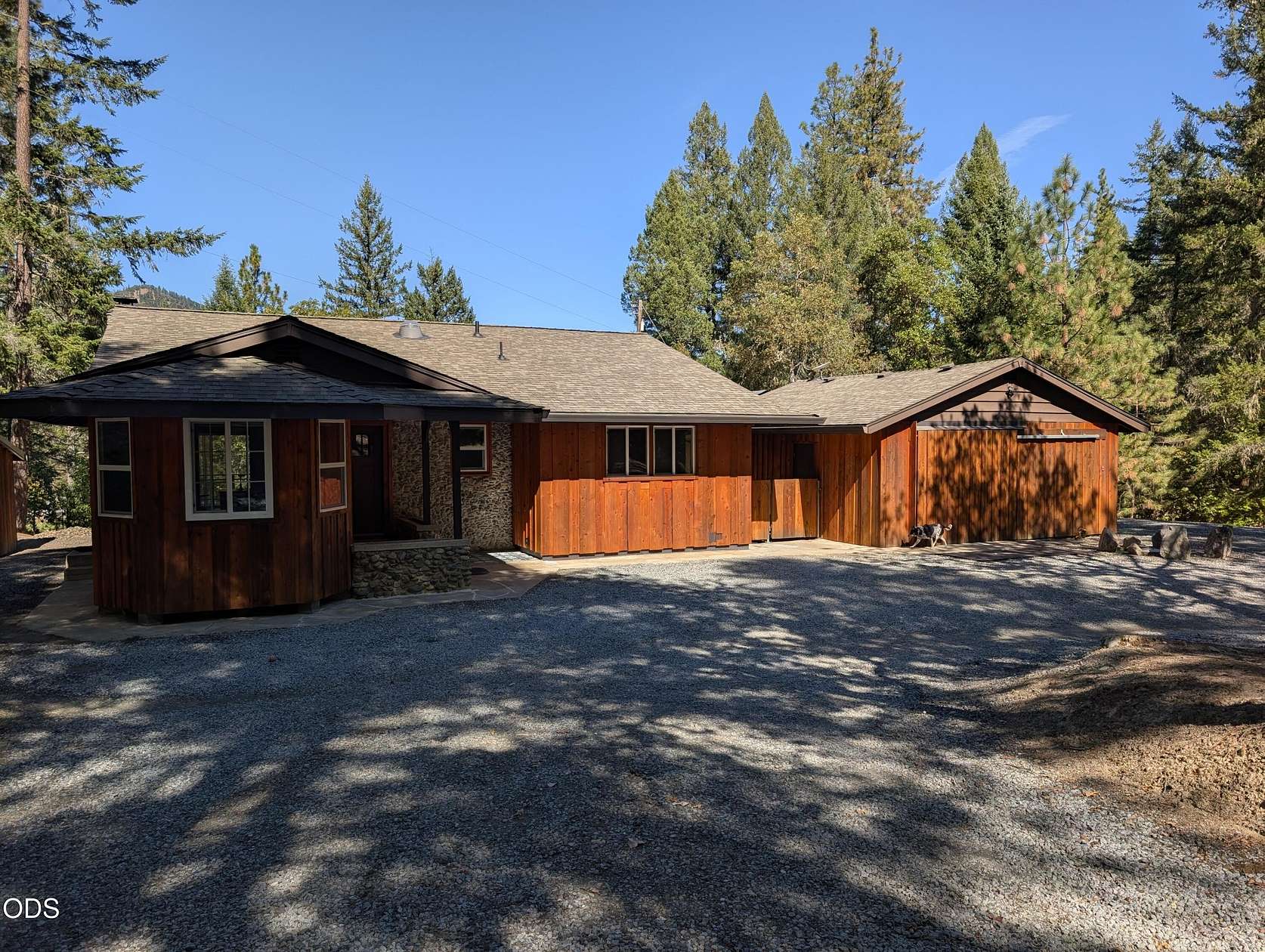 3.3 Acres of Land with Home for Sale in Jacksonville, Oregon