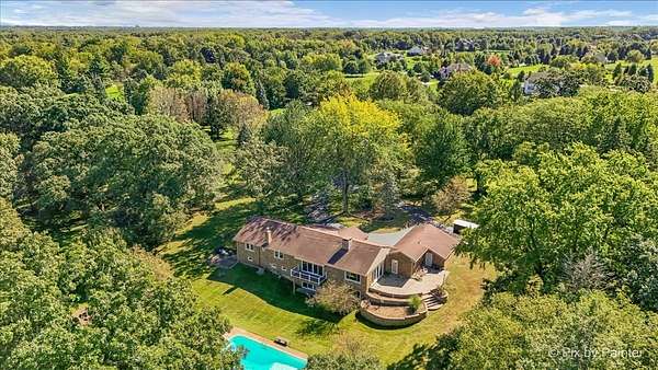 10 Acres of Land with Home for Sale in Barrington Hills, Illinois