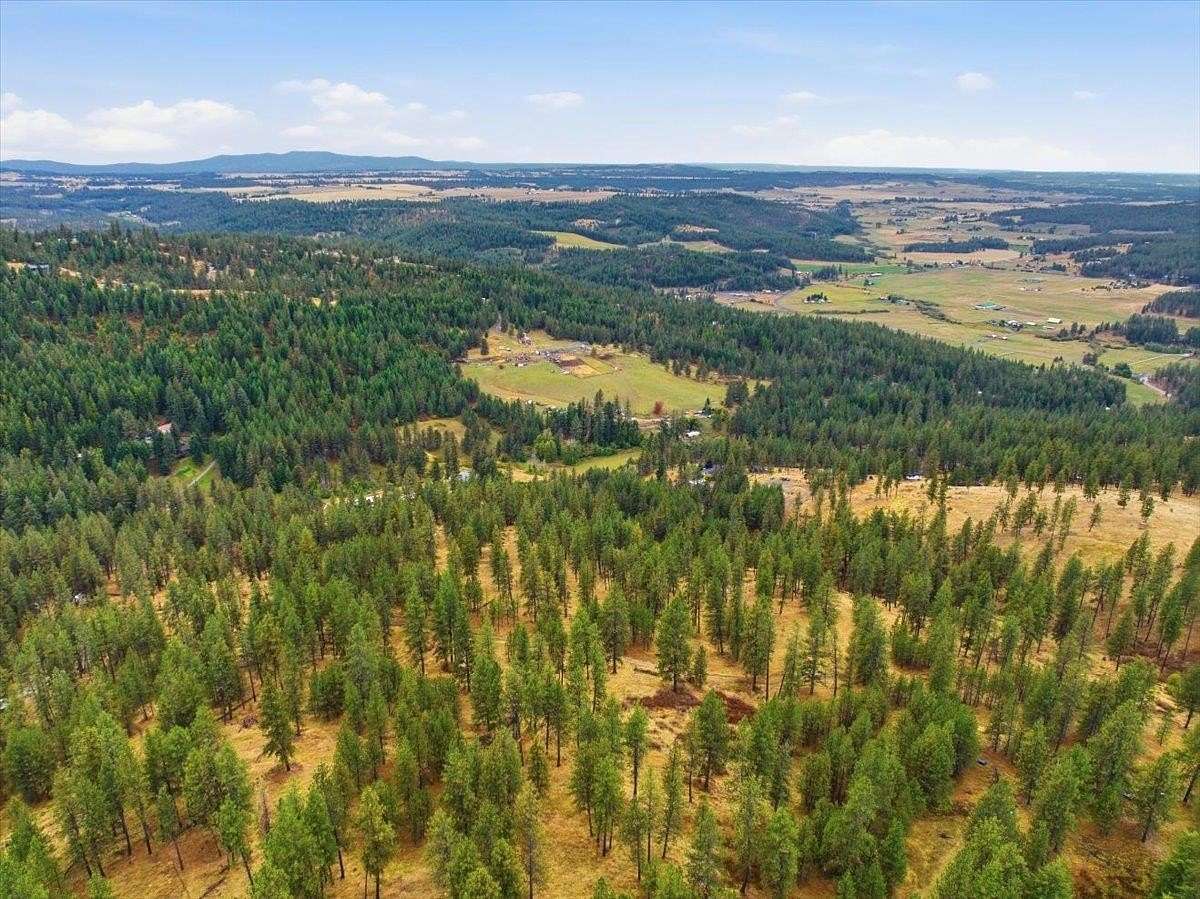 5.7 Acres of Residential Land for Sale in Mead, Washington