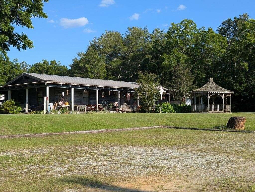 5 Acres of Land with Home for Sale in Abbeville, Alabama