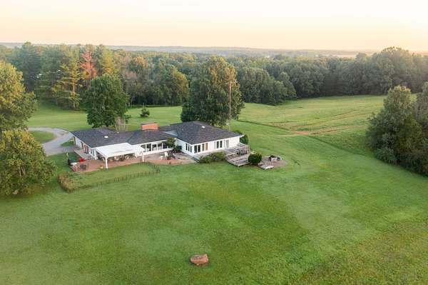 80 Acres of Recreational Land with Home for Sale in Harrisburg, Illinois