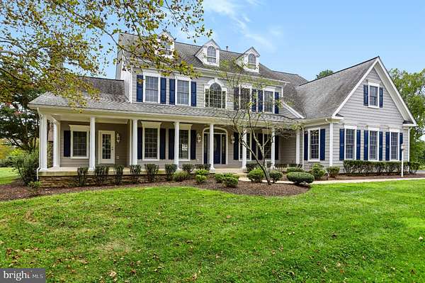 2 Acres of Land with Home for Sale in Leesburg, Virginia