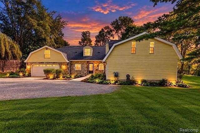 1.75 Acres of Land with Home for Lease in Northville Township, Michigan