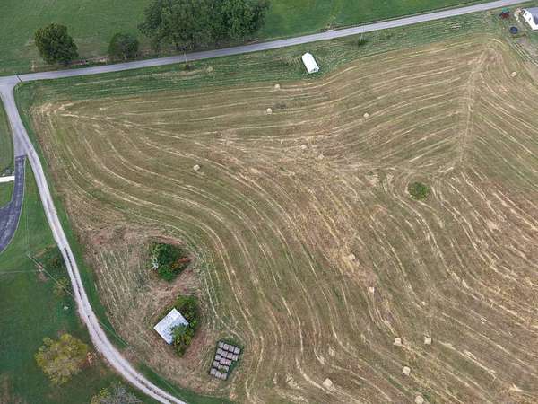 0.76 Acres of Land for Sale in Albany, Kentucky