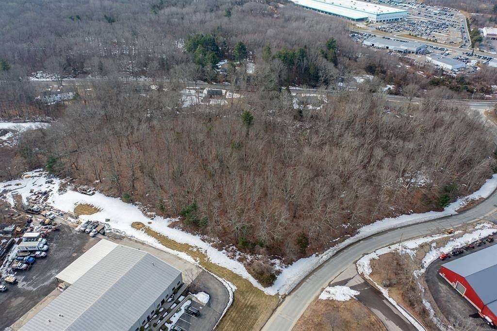 8.29 Acres of Commercial Land for Sale in Plainfield, Connecticut