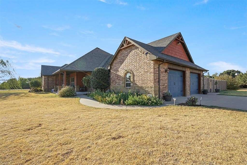 2.75 Acres of Land with Home for Sale in Purcell, Oklahoma