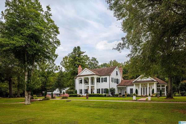 146 Acres of Land with Home for Sale in Calera, Alabama