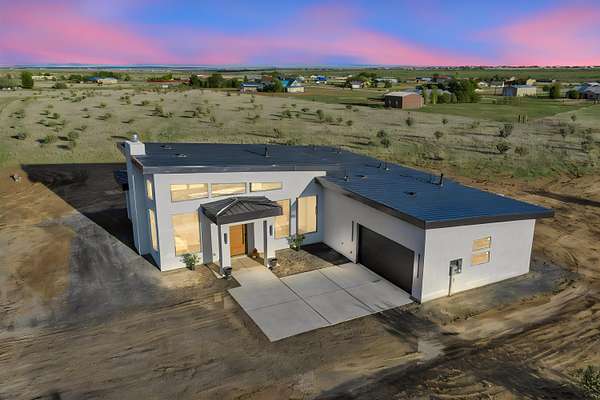 2.5 Acres of Land with Home for Sale in Edgewood, New Mexico