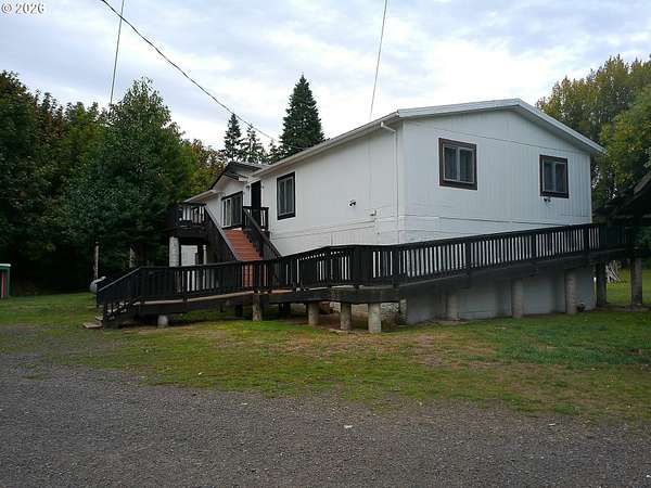 6 Acres of Land with Home for Sale in Vernonia, Oregon