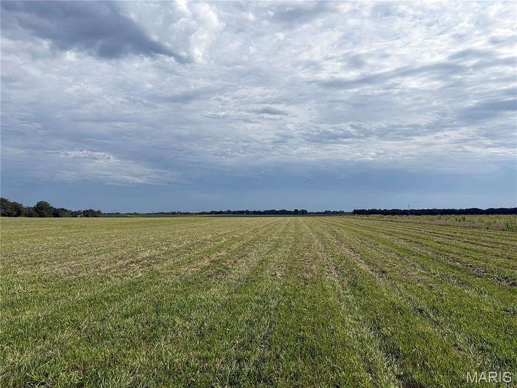 10 Acres of Residential Land for Sale in Wright City, Missouri
