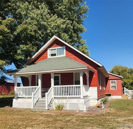 5.5 Acres of Land with Home for Sale in Sorento, Illinois