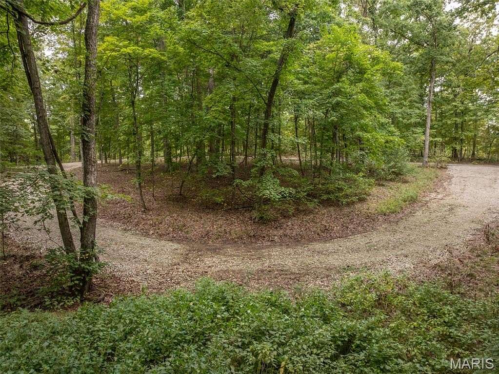 1.9 Acres of Residential Land for Sale in Innsbrook, Missouri