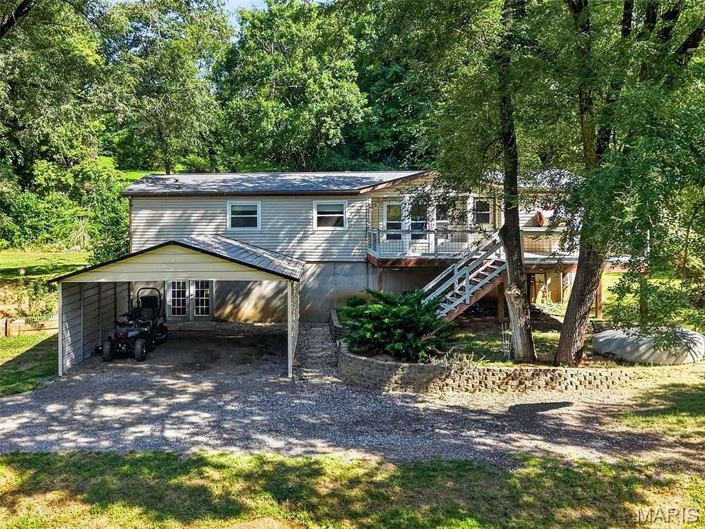 5.36 Acres of Land with Home for Sale in Millstadt, Illinois