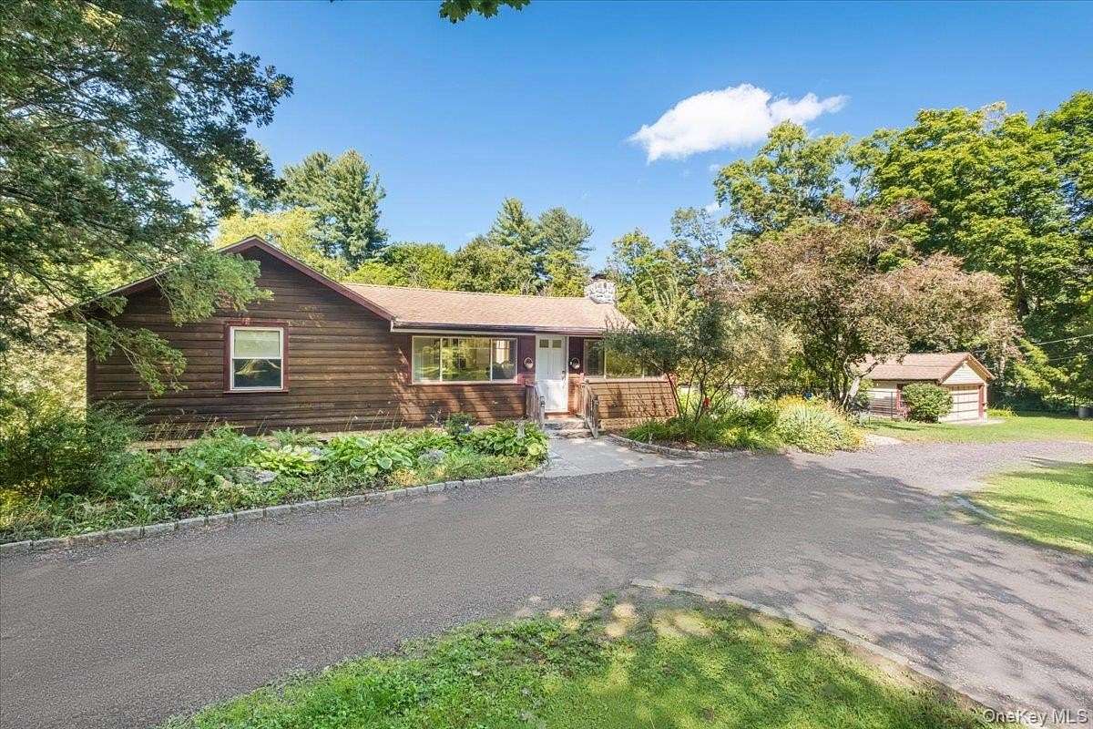 2 Acres of Land with Home for Sale in Putnam Valley, New York