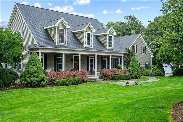 1.78 Acres of Land with Home for Sale in Brimfield, Massachusetts