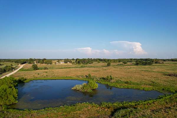 160 Acres of Recreational & Residential Land for Sale in Chanute, Kansas