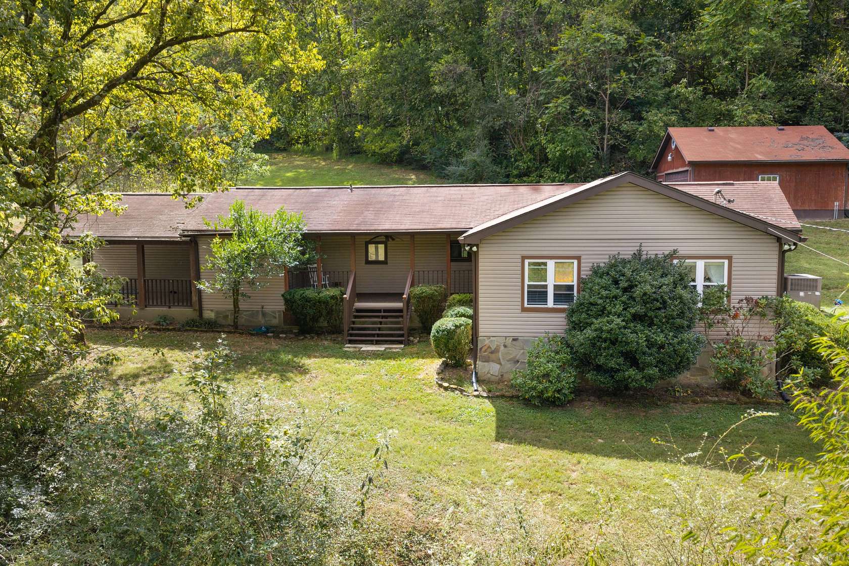 5 Acres of Land with Home for Sale in Nashville, Tennessee