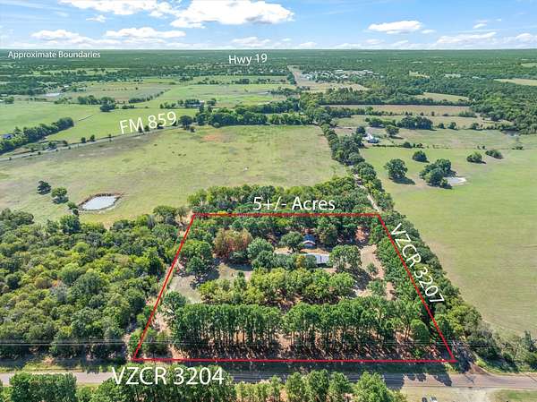 5.27 Acres of Land with Home for Sale in Edgewood, Texas