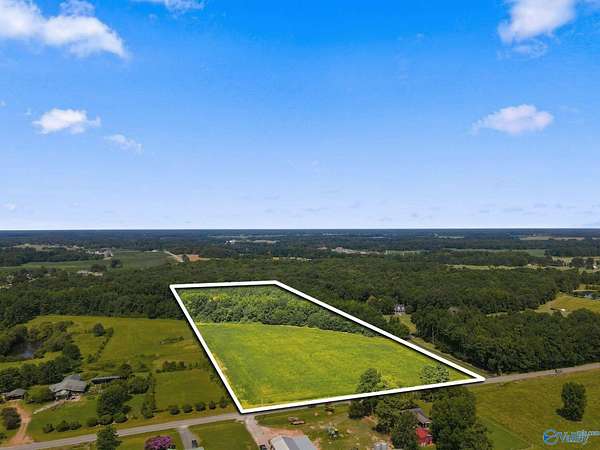 16 Acres of Land for Sale in Athens, Alabama