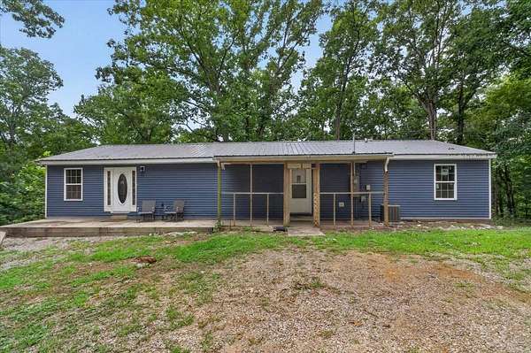 4.56 Acres of Land with Home for Sale in Hawesville, Kentucky
