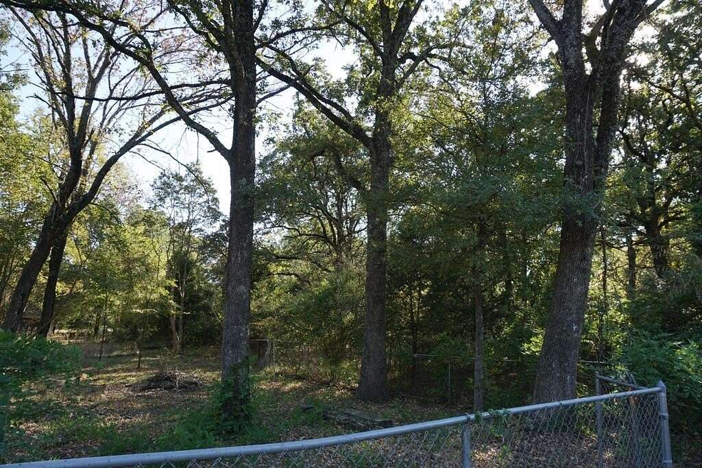0.25 Acres of Land for Sale in Malakoff, Texas