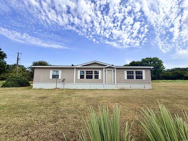 24.2 Acres of Recreational Land with Home for Sale in Lockesburg, Arkansas